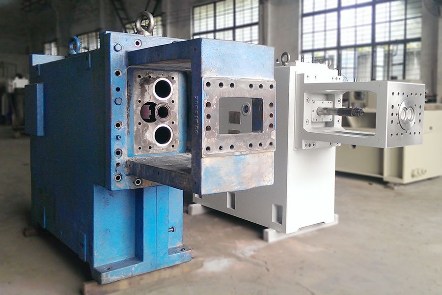 進(jìn)口齒輪箱原位替換